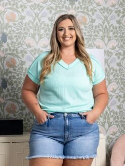 Zenana Mid Rise Raw Frayed Hem Denim Shorts | S-3X